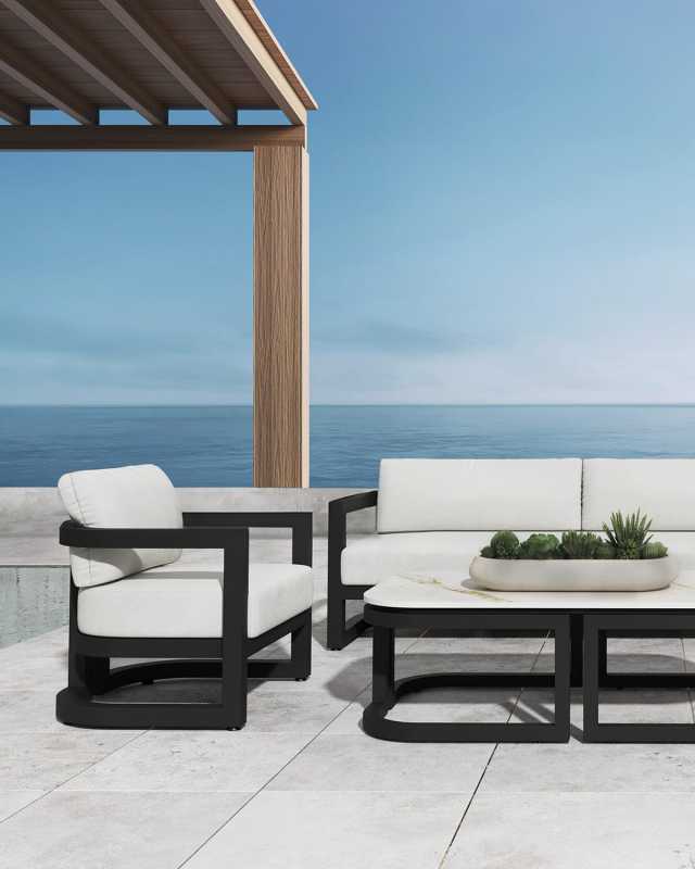 Malibu Outdoor Club Chair